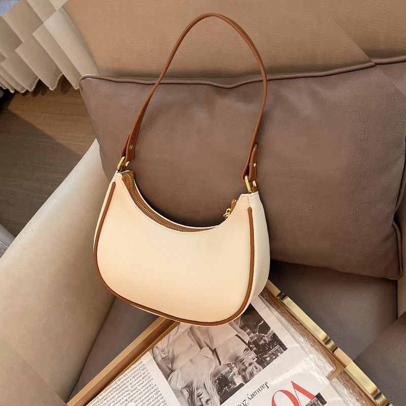 Маленькая женская сумка для по – обзор и цена Women Bags Guess