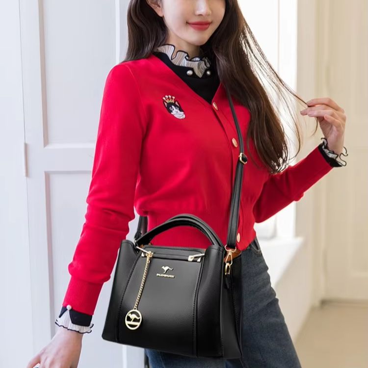 2024 Роскошные женские дизайне – обзор и цена Women Bags Guess