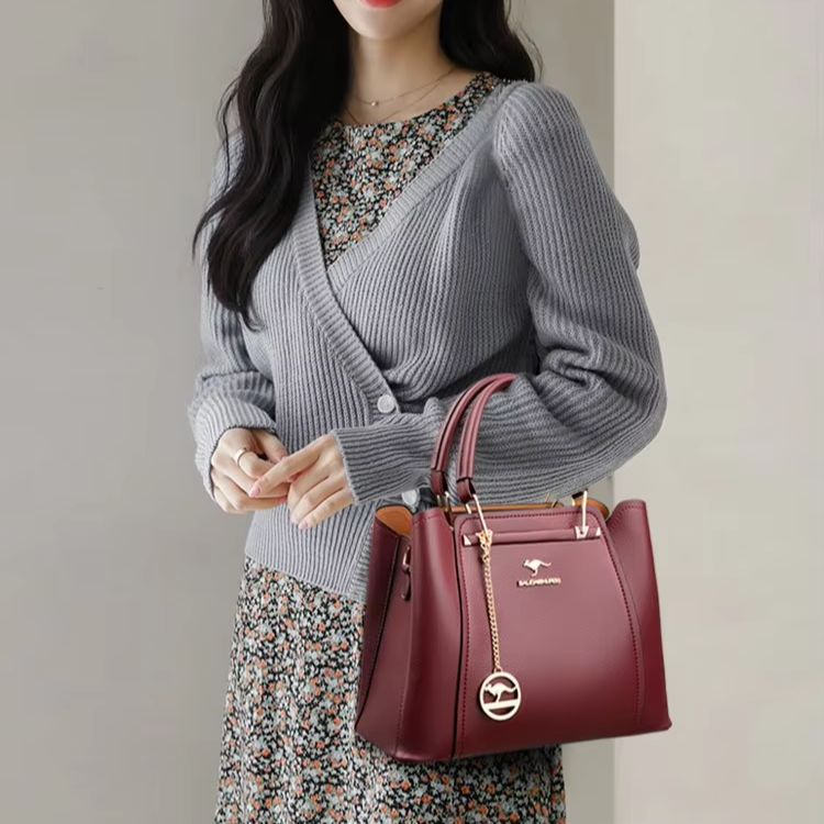 2024 Роскошные женские дизайне – обзор и цена Women Bags Guess